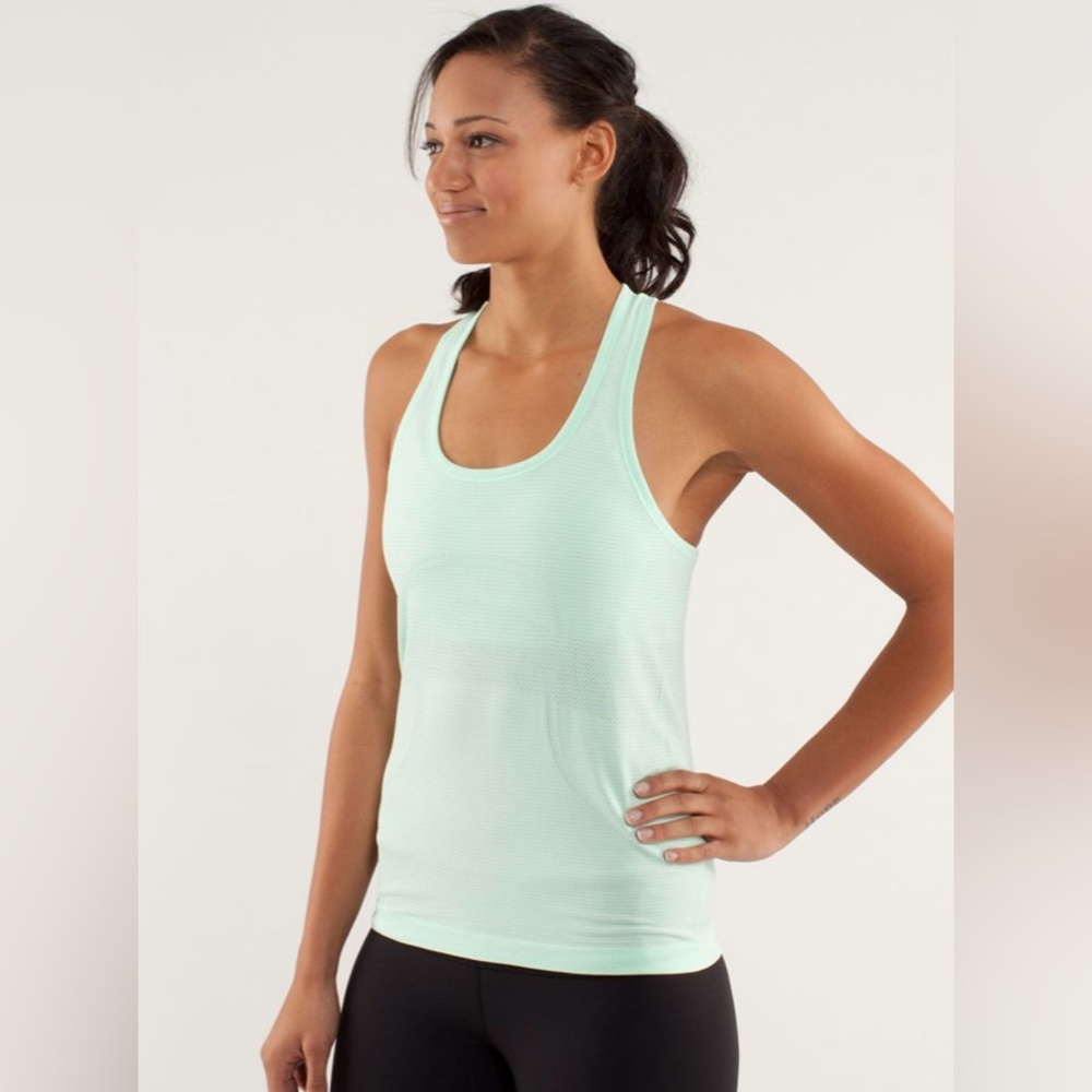 Lululemon Swiftly size 8 fresh teal